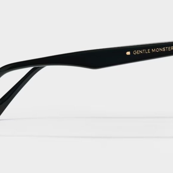 Gentle Monster HER-01 Sunglasses main image 5